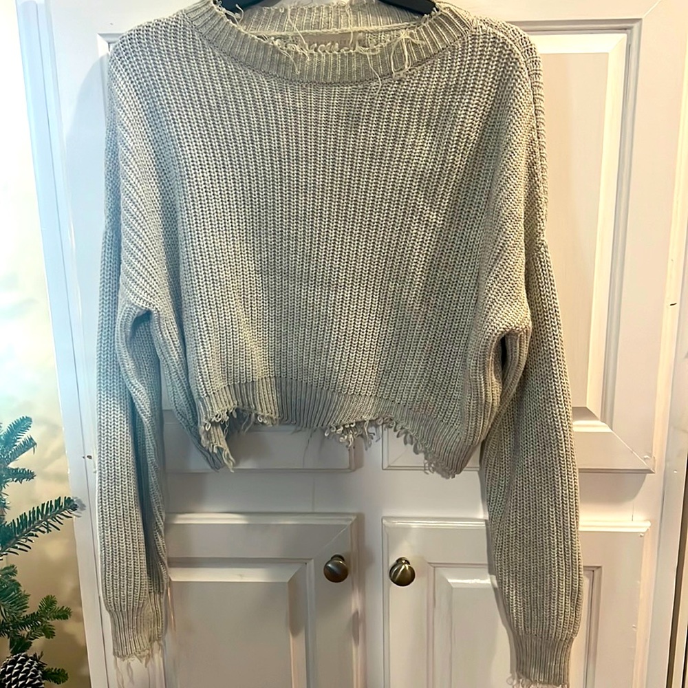 grey distressed sweater size M/L